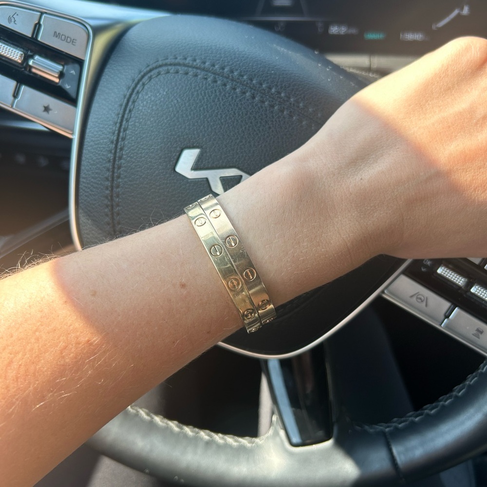 18k yellow gold love bracelet